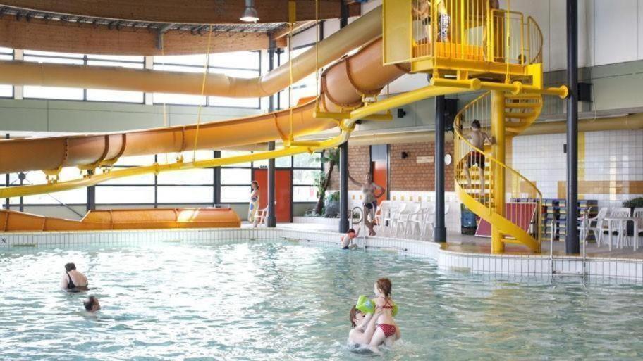 Knus Boomstamhuisje Op De Schatberg - Nabij Toverland Sevenum Exterior foto